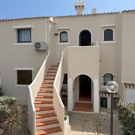 Prázdninový dům La Pavoncella Punta de su Torrione