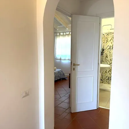 別荘 La Pavoncella Punta de su Torrione
